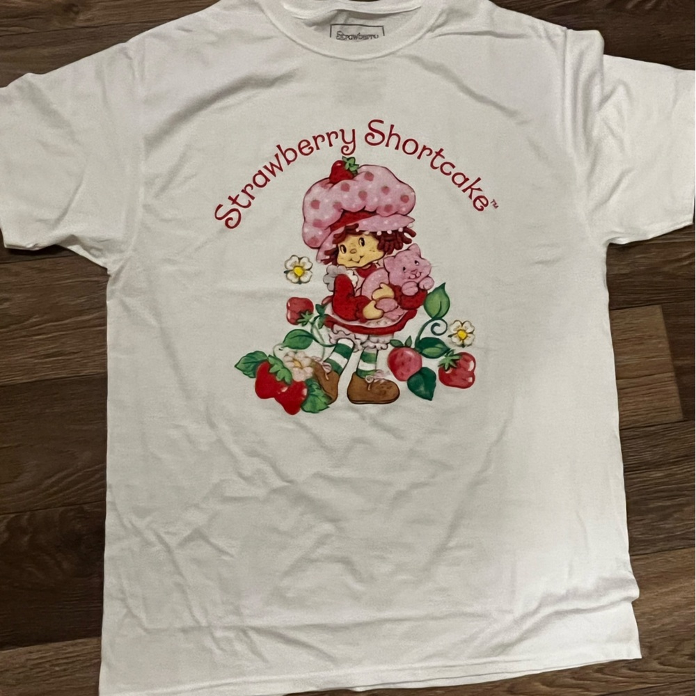 Strawberry Shortcake White Graphic Tank Top